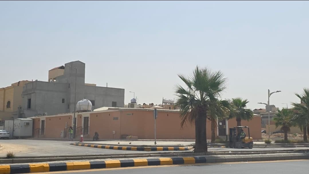 للبيع ارض مميزه بحي العزيزيه - الرياض، العزيزية - للبيع