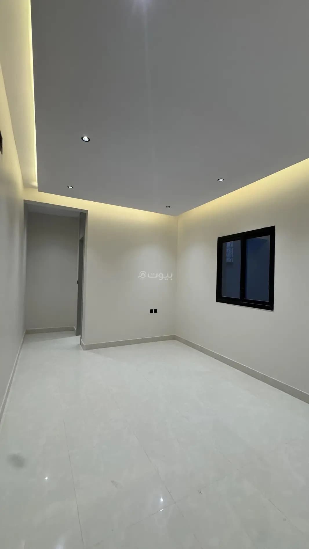 عمارة - 3 - الرياض، حي العليا - للإيجار